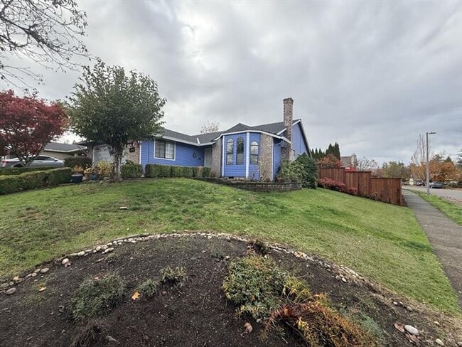 Building Photo - 1943 SE 73rd Ave