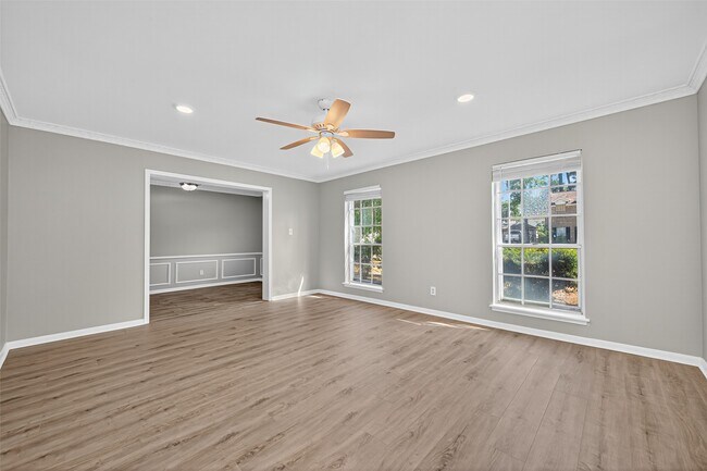 Building Photo - 1714 Corral Dr