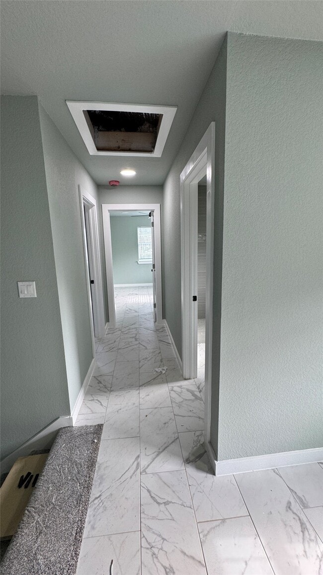 Building Photo - 129 S 10th St