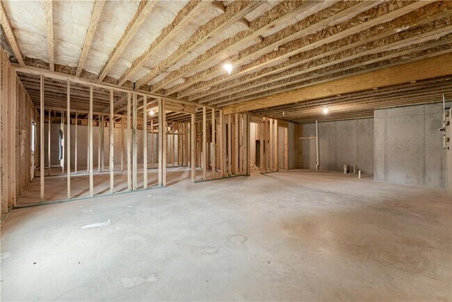 Building Photo - 6292 Gaines Ferry Rd