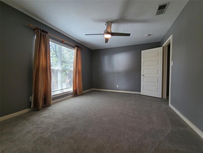 Building Photo - 3214 Clawson Rd