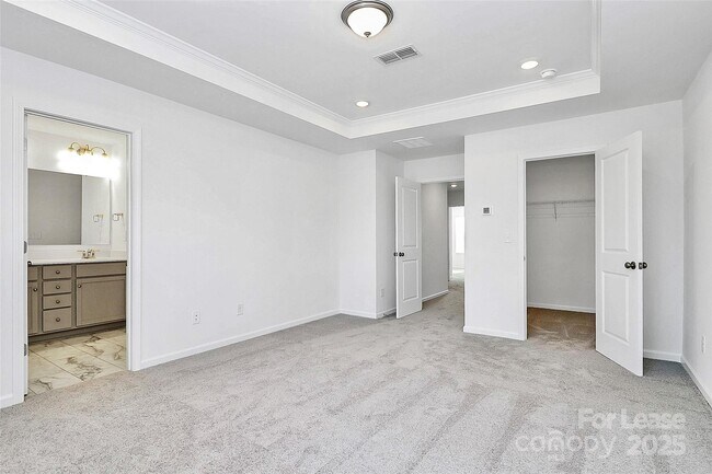 Building Photo - 3649 Secrest Lndg