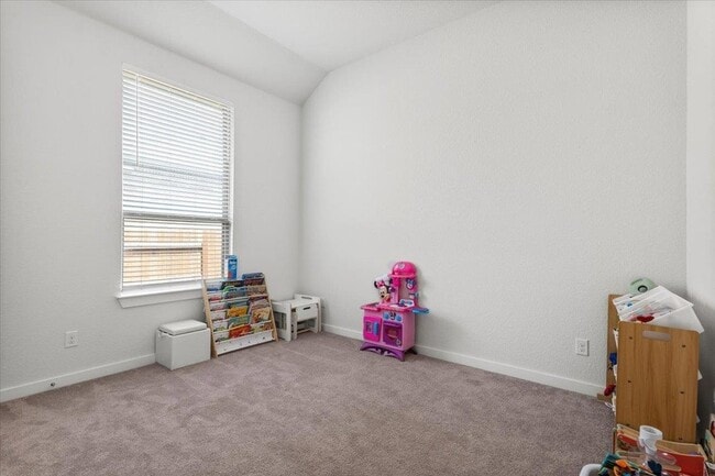 Building Photo - 849 Whitetail Dr