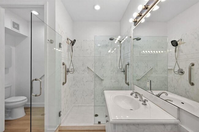 Building Photo - 2678 Center Ct Dr