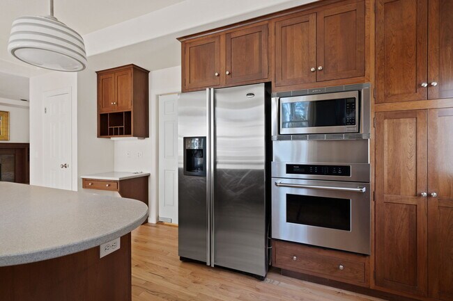 Building Photo - 8161 Ragle Pl