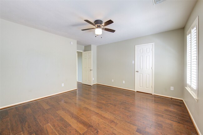 Building Photo - 14559 Gleaming Rose Dr