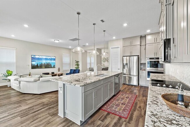 Building Photo - 9947 Summerlake Groves St