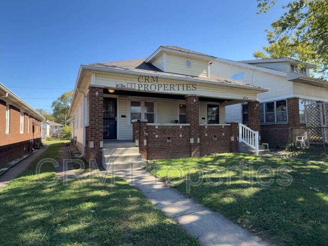 Building Photo - 933 N Linwood Ave