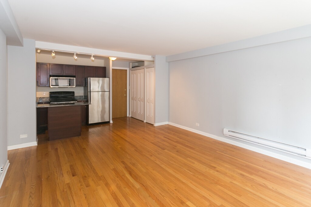 Building Photo - 4180 N Marine Dr