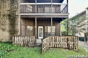 Building Photo - 8655 Datapoint Dr