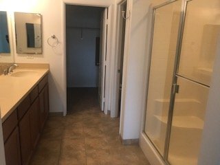 Building Photo - 15723 Parkhouse Dr