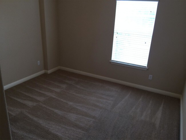 Building Photo - 2613 National Park Blvd