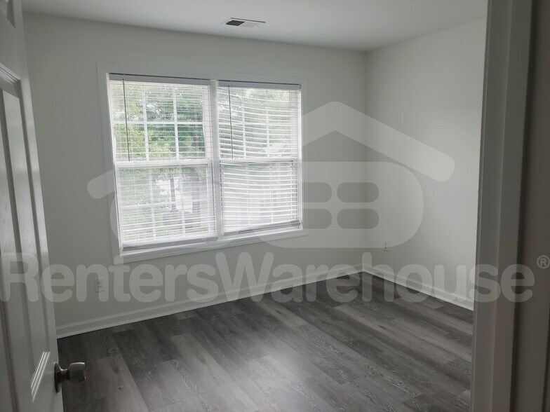 Building Photo - 6555 Brandemere Way SW