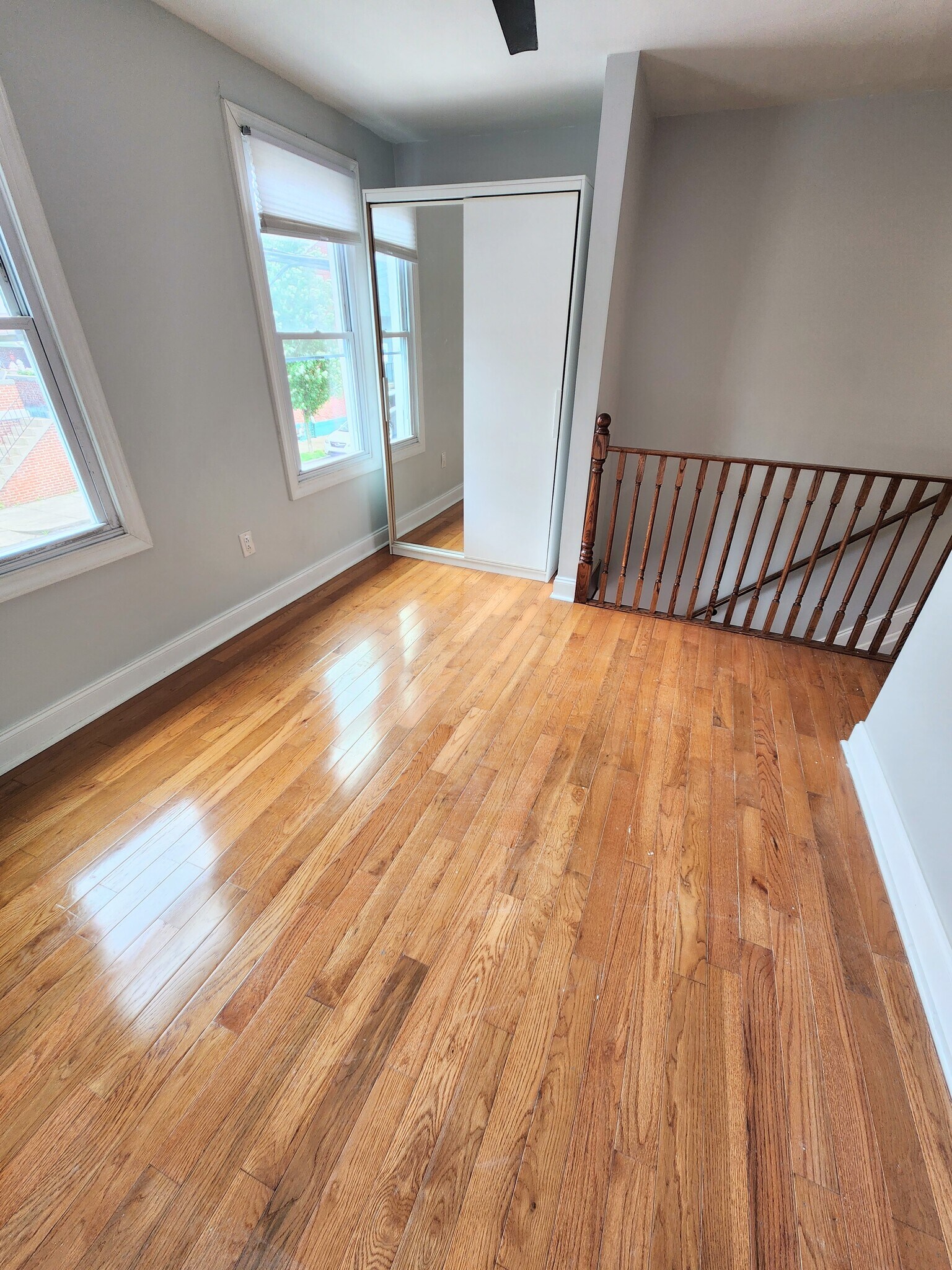 Building Photo - 4507 Davison St