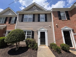 Building Photo - 424 Alero Rd