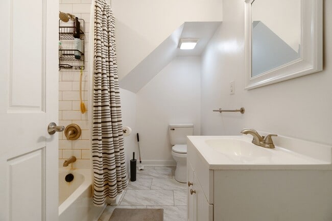 Building Photo - Renovated Home - Downtown Millvale