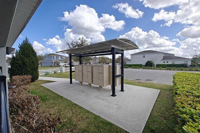 Building Photo - 2087 Emerald Springs Dr