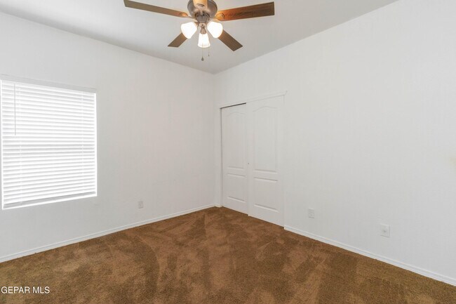 Building Photo - 14749 Sand Gate Dr