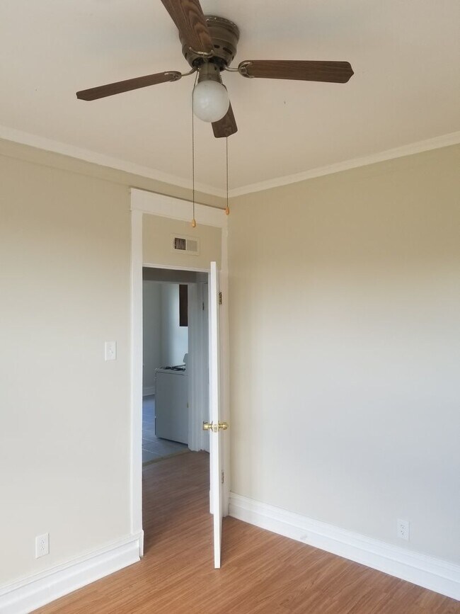 Building Photo - 4805 N Central Park Ave