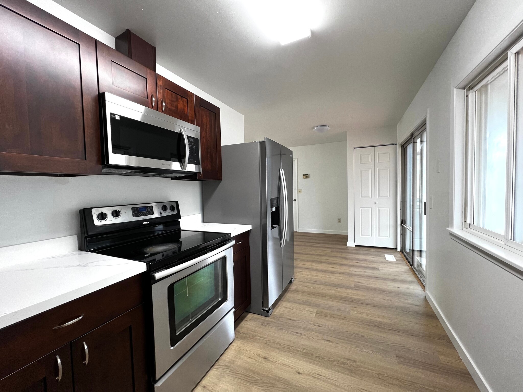 Kitchen - 25818 19th Ave S