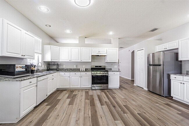 Building Photo - 13016 Terrace Brook Pl