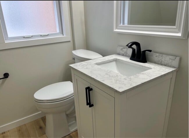 Building Photo - 201 Hollywood Blvd