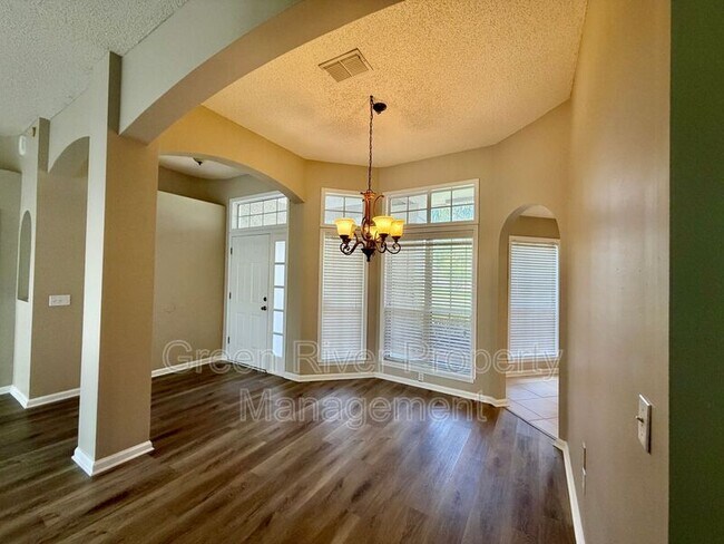 Building Photo - 1523 Quail Wood Ct