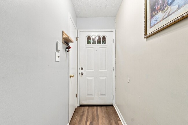 Building Photo - 6425 Pinebark Way