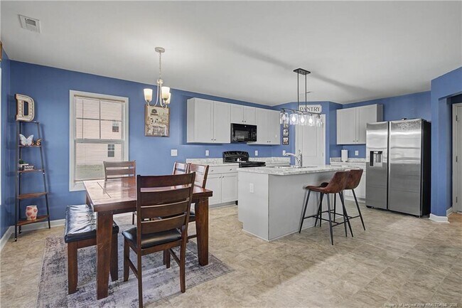 Building Photo - 21 Terrier Ct