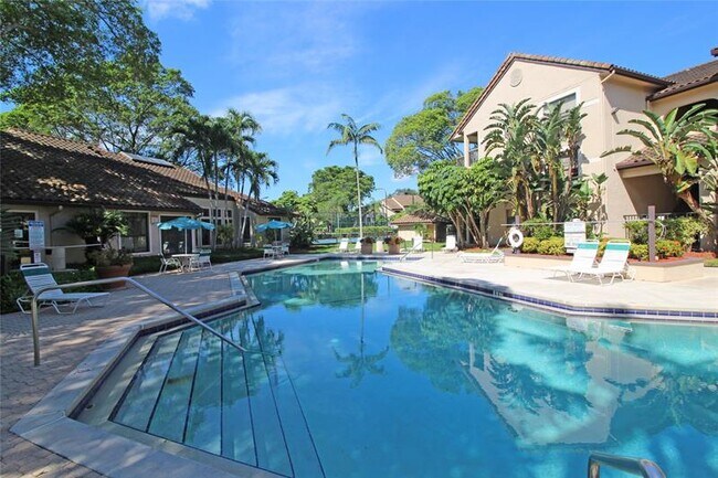 Building Photo - 4481 W McNab Rd