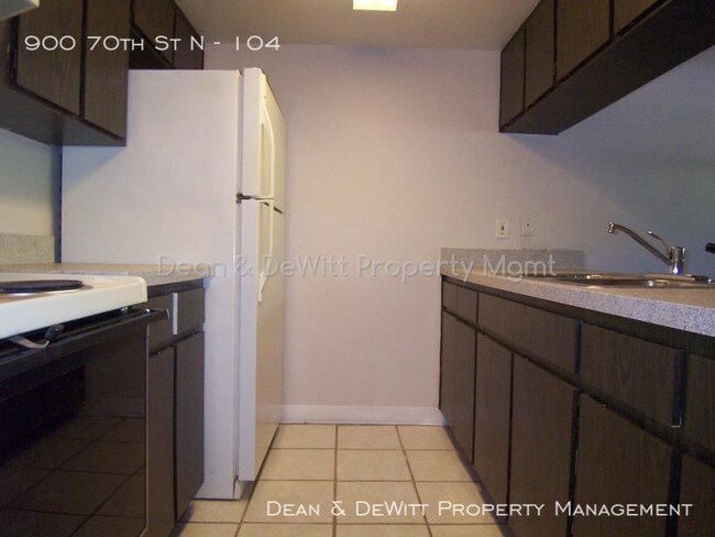 Building Photo - 900 70th St N