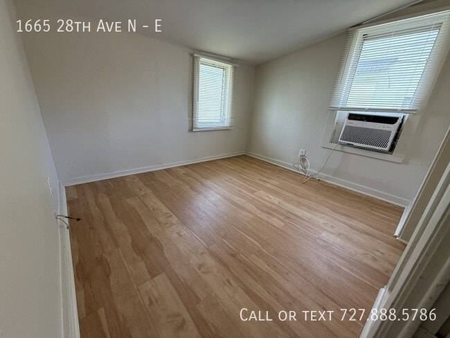Building Photo - 1665 28th Ave N