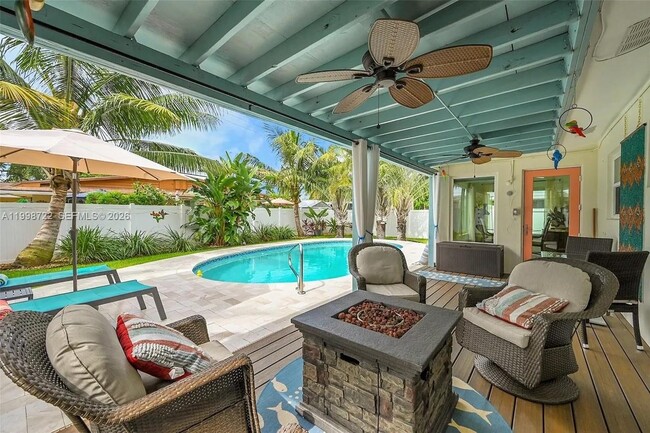 Building Photo - 232 SW 13th St