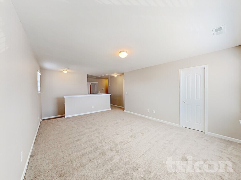 Building Photo - 337 Crane Way