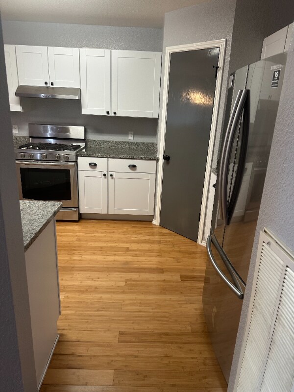 Building Photo - 1009 Hughmont Dr