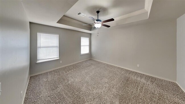 Building Photo - 6520 Bentwood Dr