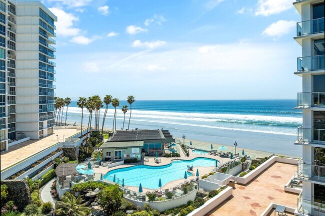 Building Photo - 1810 Avenida Del Mundo