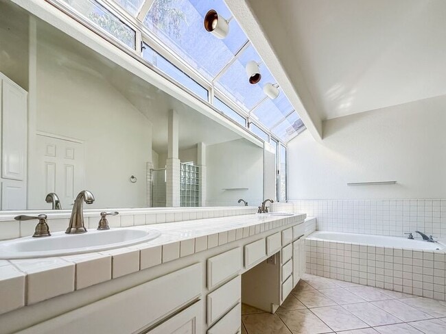Building Photo - 32971 N Peak Dr