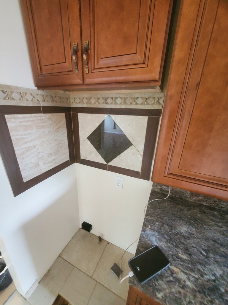 Building Photo - 1180 Atwood Ave