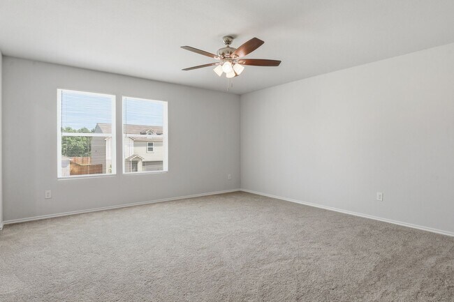 Building Photo - Contemporary in Cleburne!
