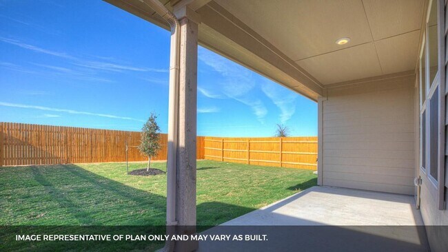 Building Photo - 125 Solitude Dr