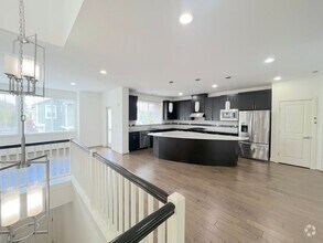 Building Photo - Spacious 4-Bedroom/3.5-Bathroom Townhome i...