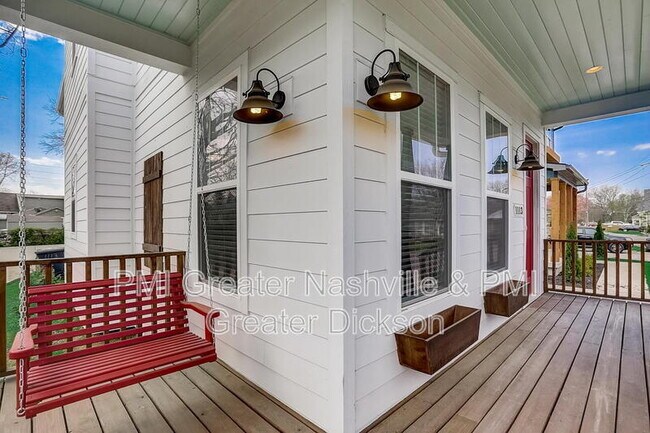 Building Photo - 1113 Park St