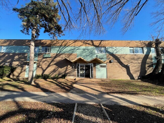 Building Photo - Market Square Apartments