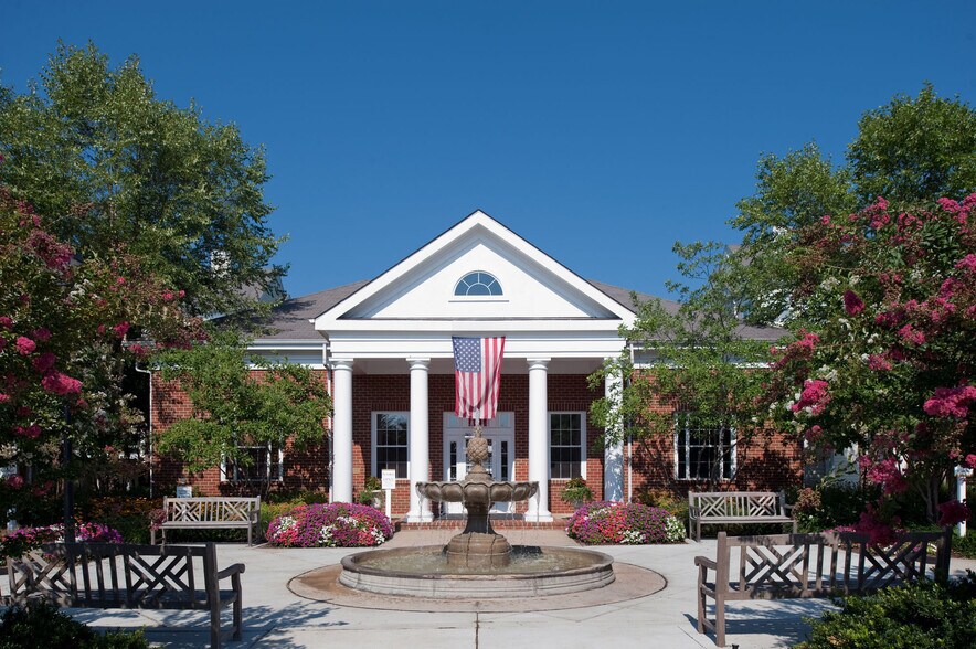 The Gramercy at Town Center Columbia, MD Apartment Finder