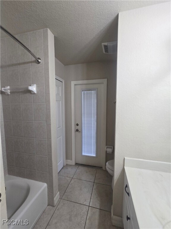 Building Photo - 137 SE 16th St