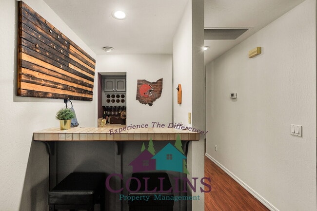 Building Photo - Quality Lake Wildwood home
