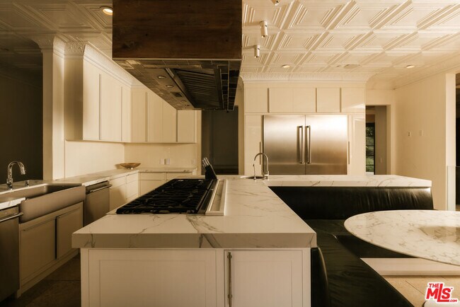 Building Photo - 1105 Rivas Canyon Rd