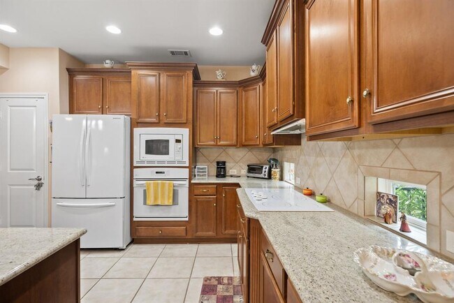 Building Photo - 103 Lake Sommerville Trail