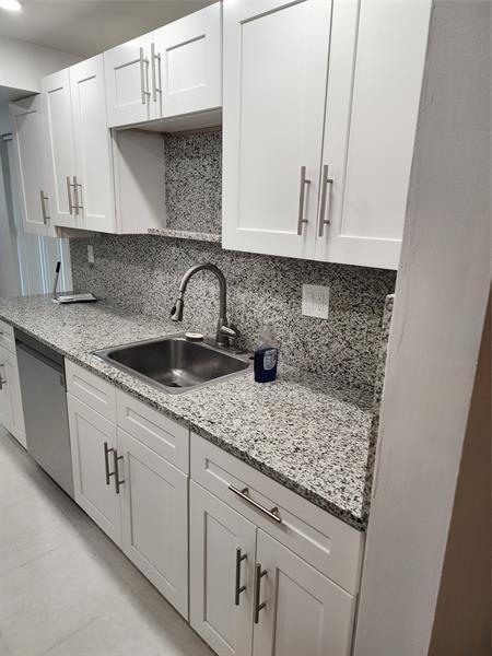 Primary Photo - 5609 NW 18th St